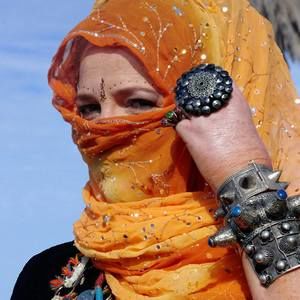 Meet your Posher, Victoria